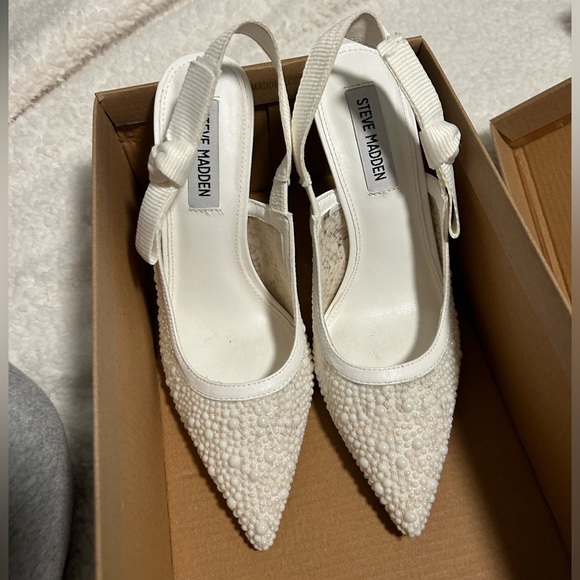 Steve Madden BRI ホワイトレース パール BRI White Lace Slingback Pump Women's Heel – Steve Madden